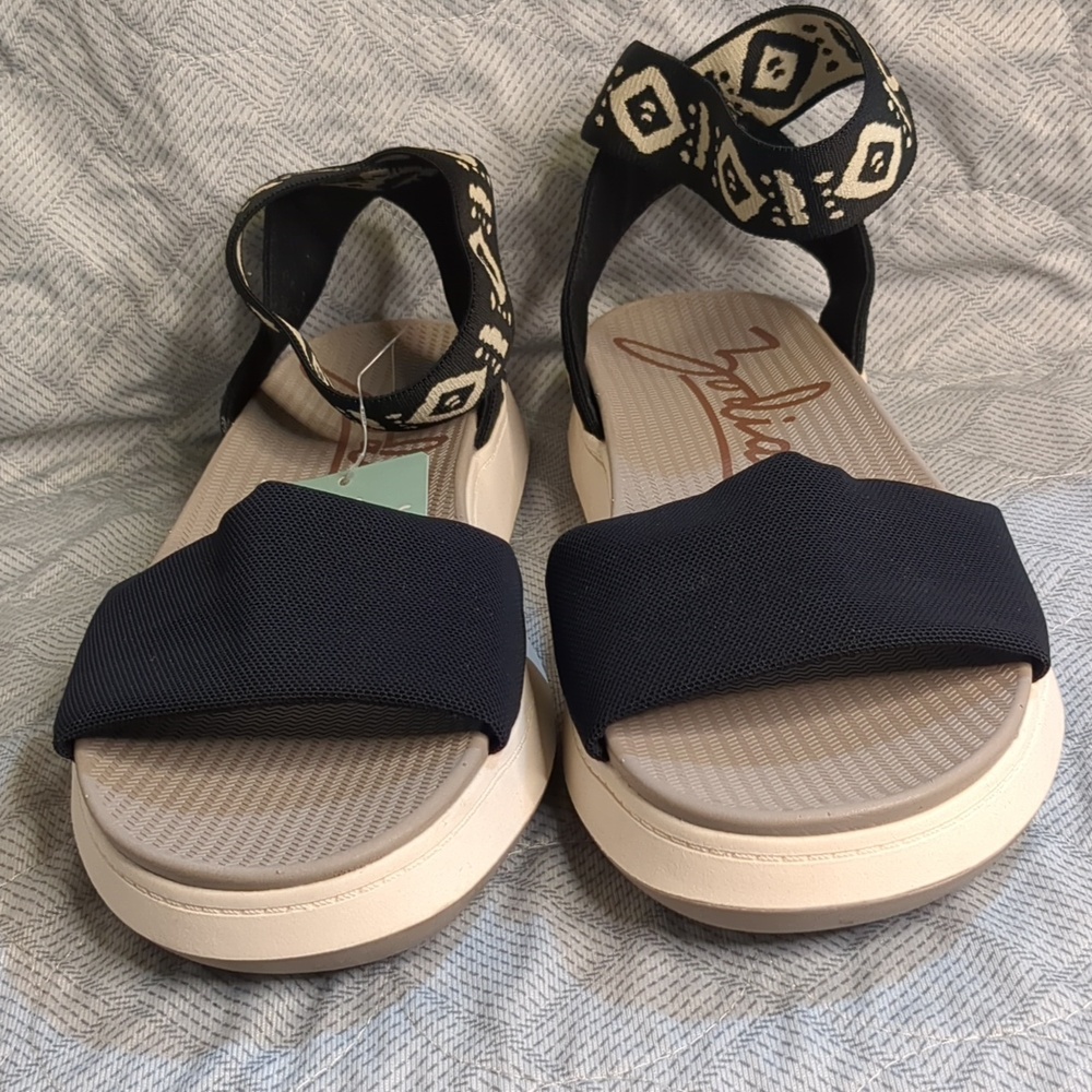 Nordstrom Black and Cream Strap Sandals with Patterned Ankle Band - Picture 6 of 16